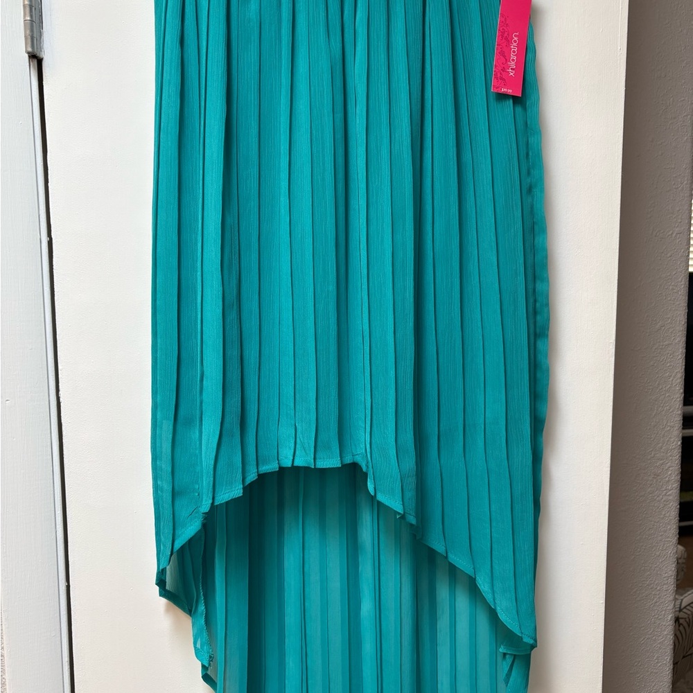 Xhilaration Teal High-Low Pleated Midi Skirt